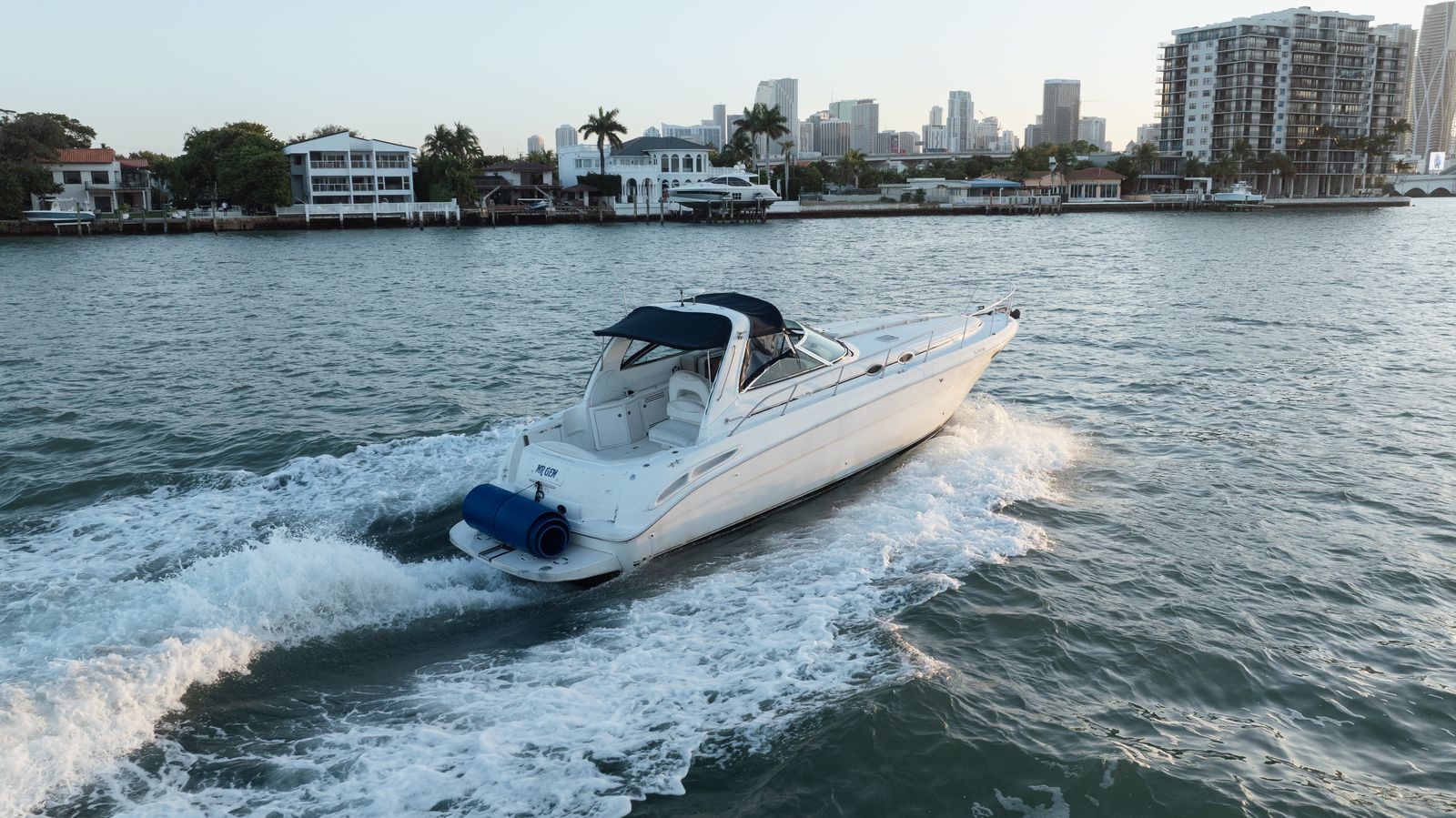 45 ft Mr Gem yacht rental in Miami